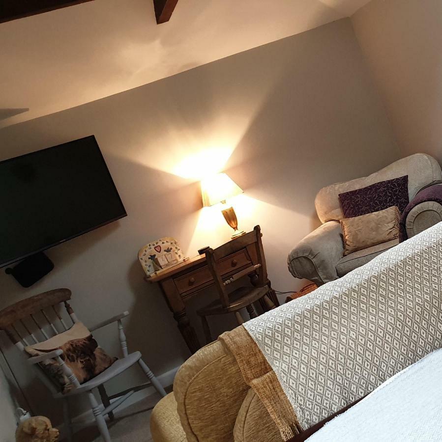 The Nest At Bramble Cottage Lacock Ngoại thất bức ảnh